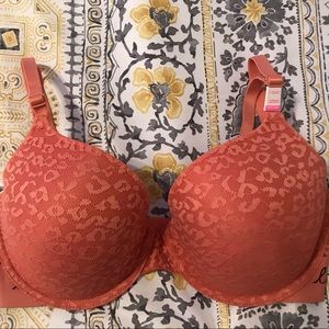 Wear Everywhere T-shirt Bra by Pink/VS